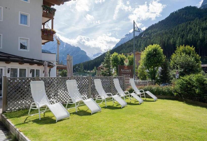 수피리어 룸 산전망, Astoria