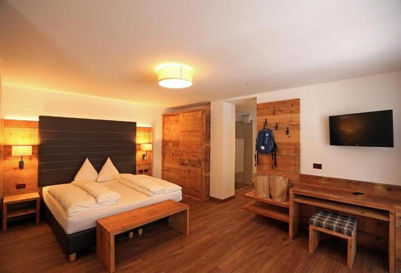 4인용 수피리어 룸, Astoria