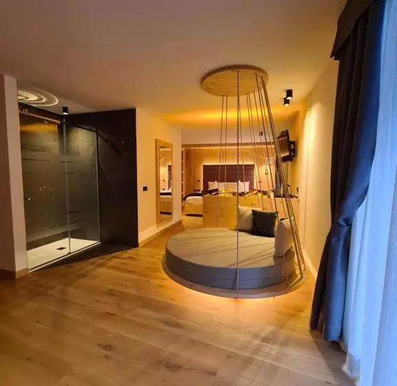 اتاق استاندارد با تخت بزرگ, Astoria