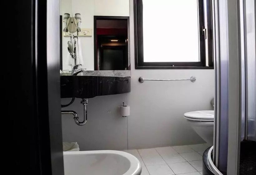 اتاق استاندارد, Berlino