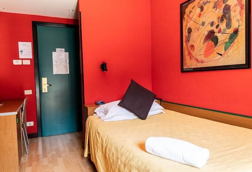 标准单人间, Berlino