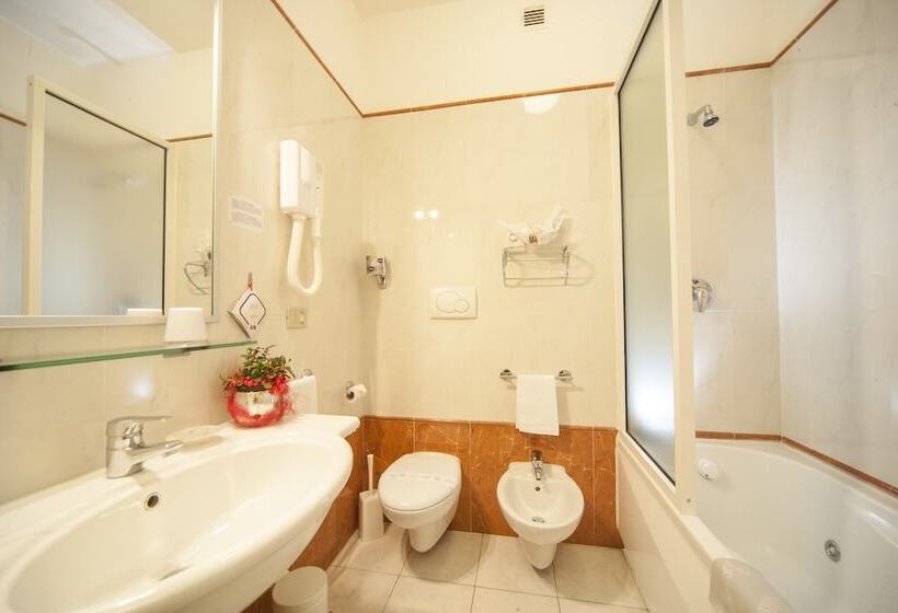 컴포트 룸, Bisanzio