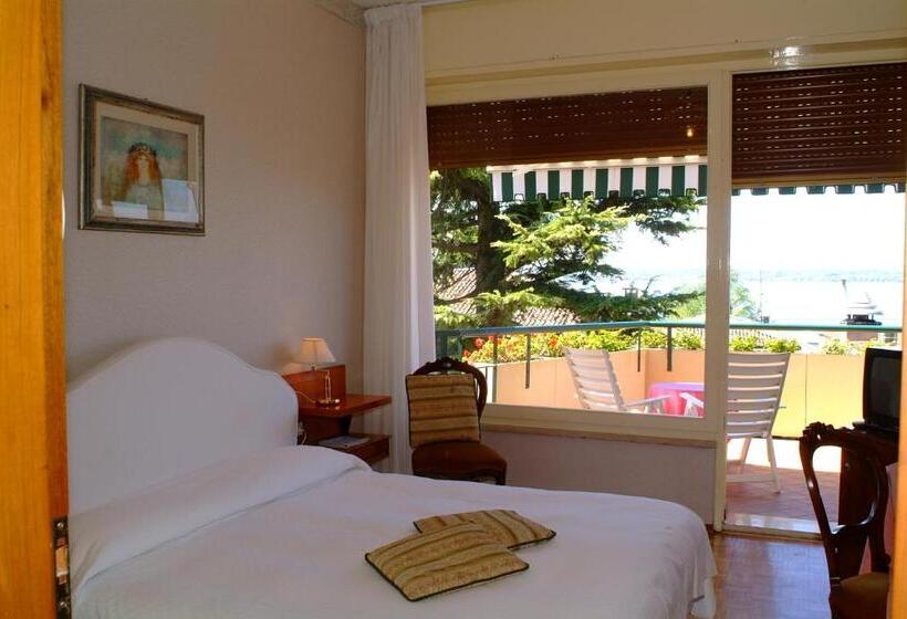 חדר סטנדרט נוף לאגם, Broglia