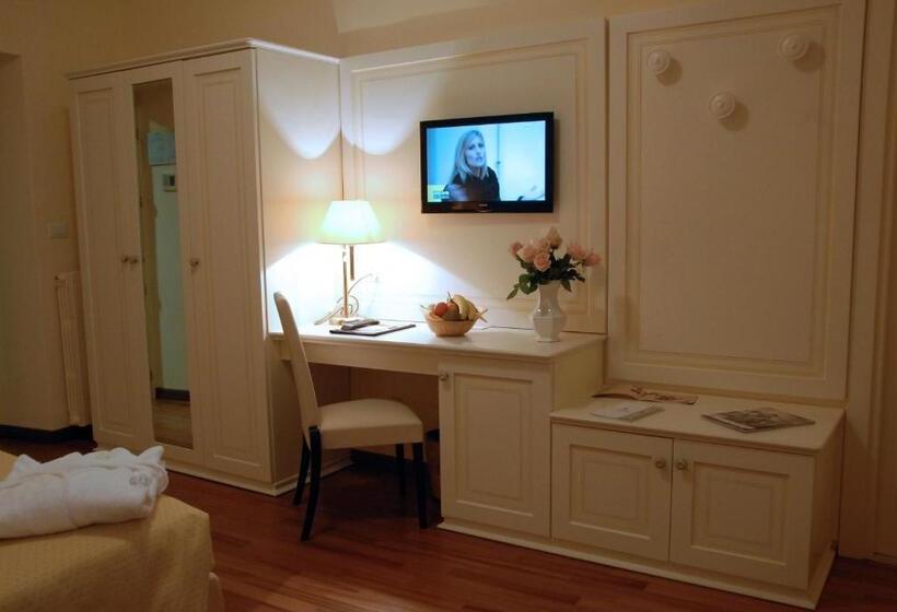 豪华海景房, Paradiso