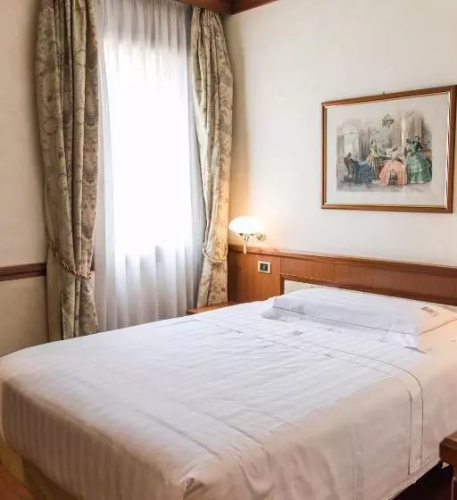 ベーシックルーム, Phi Hotel Dei Medaglioni