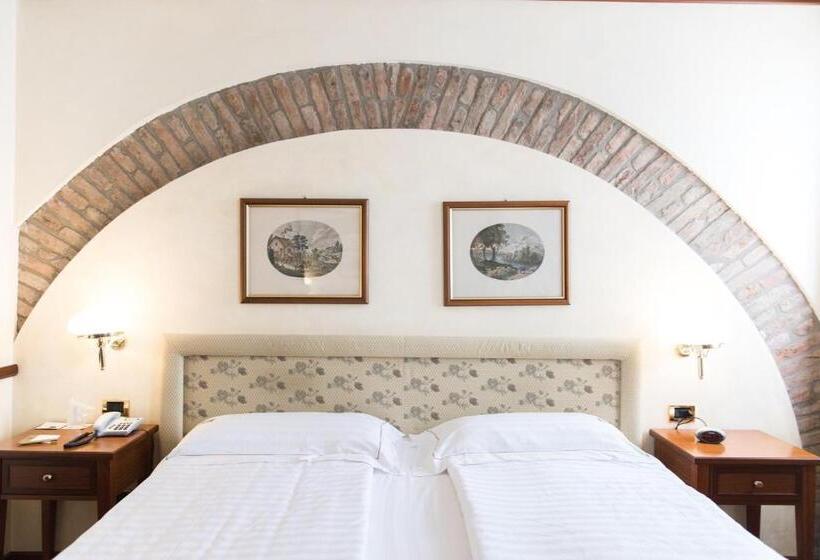 اتاق کلاسیک, Phi Hotel Dei Medaglioni