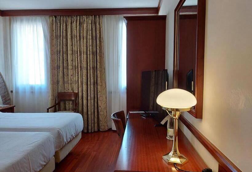 חדר קלאסי, Phi Hotel Dei Medaglioni