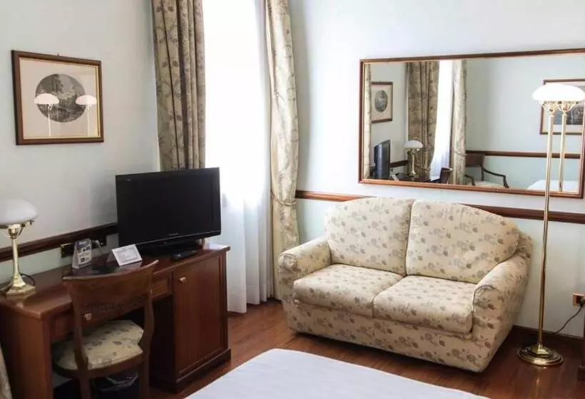 クラシックルーム, Phi Hotel Dei Medaglioni