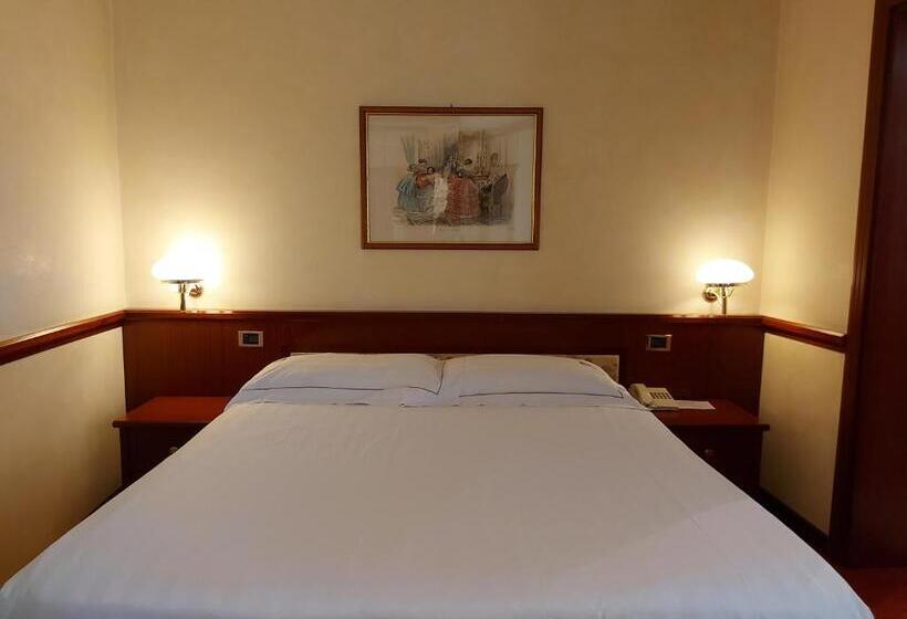 חדר סופריור, Phi Hotel Dei Medaglioni