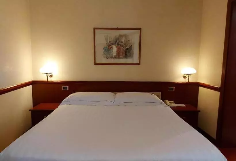 スーペリアールーム, Phi Hotel Dei Medaglioni