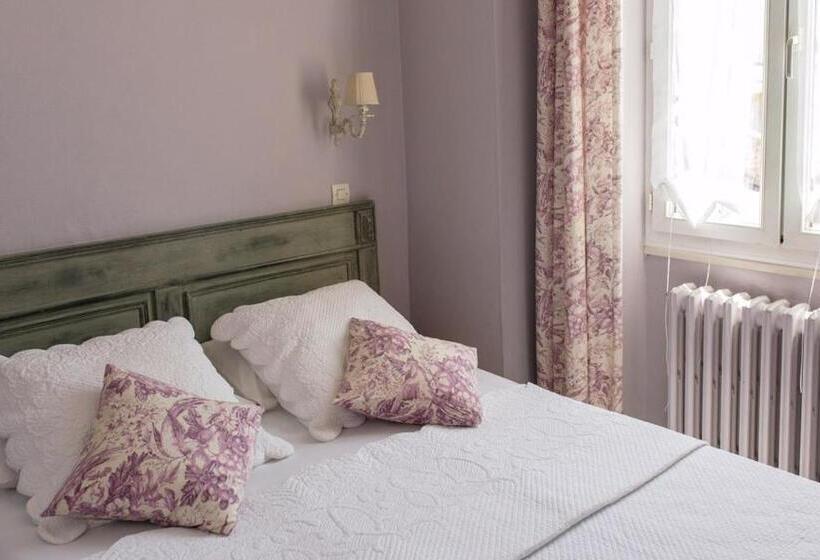 חדר משפחתי, Hôtel Du Parc