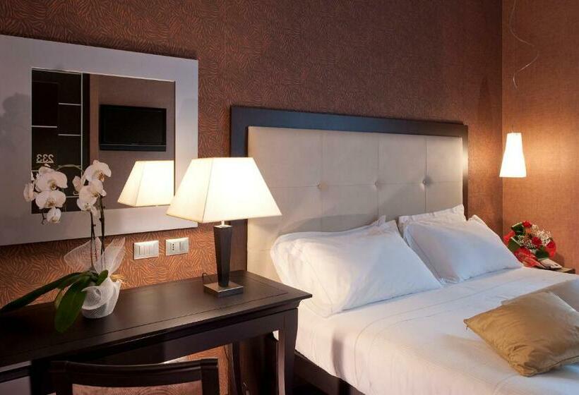 חדר סטנדרט לשלושה, C Hotels Fiume