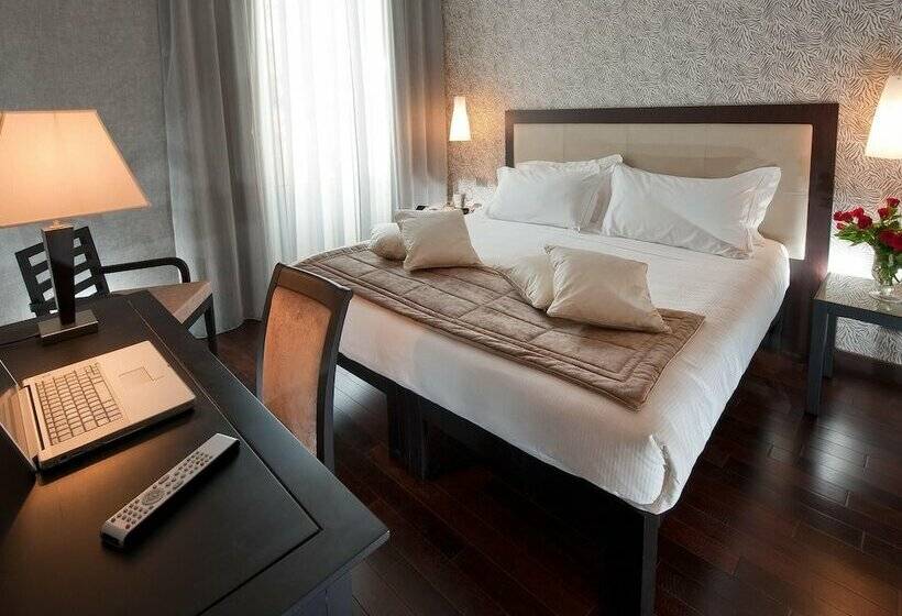 חדר סטנדרט לשלושה, C Hotels Fiume