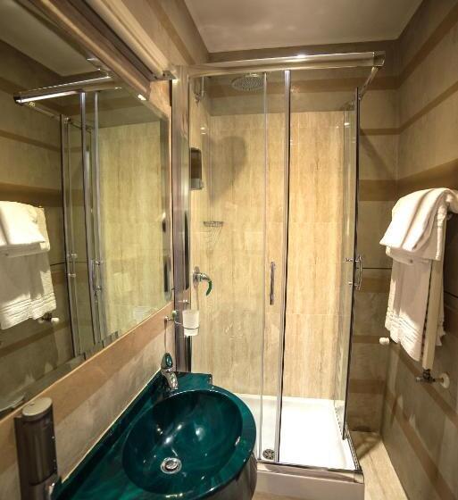 舒适型房间, Kent