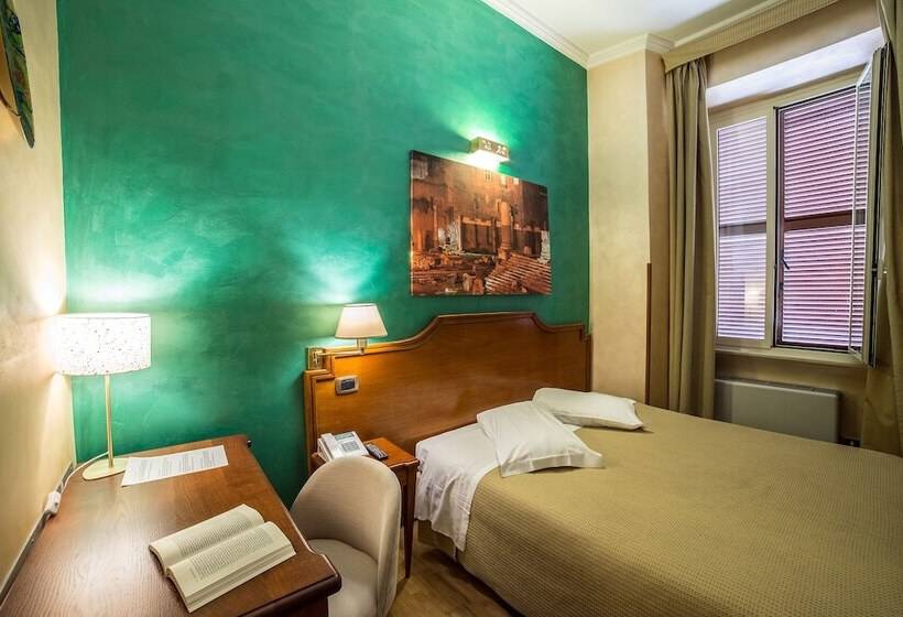 标准单人间, Kent