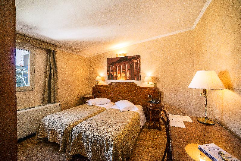 舒适型房间, Kent