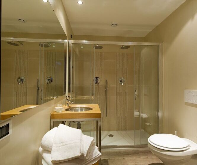 اتاق لوکس سه تخته, Norden Palace