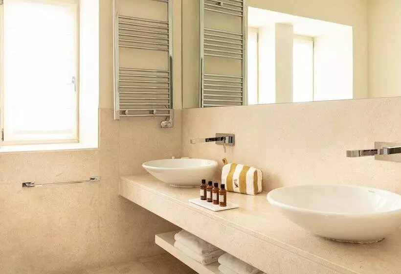 سوییت جونیور, Mezzatorre Hotel & Thermal Spa