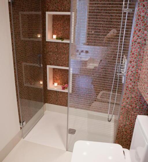 Номер Superior с Балконом, Hostal El Alojado De Velarde