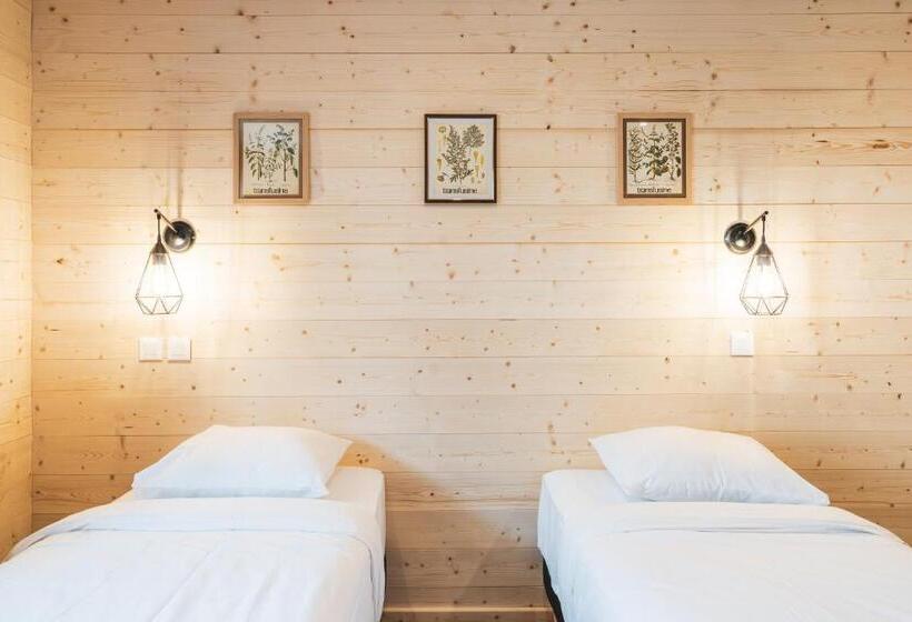 스탠다드 룸, Les Lutins