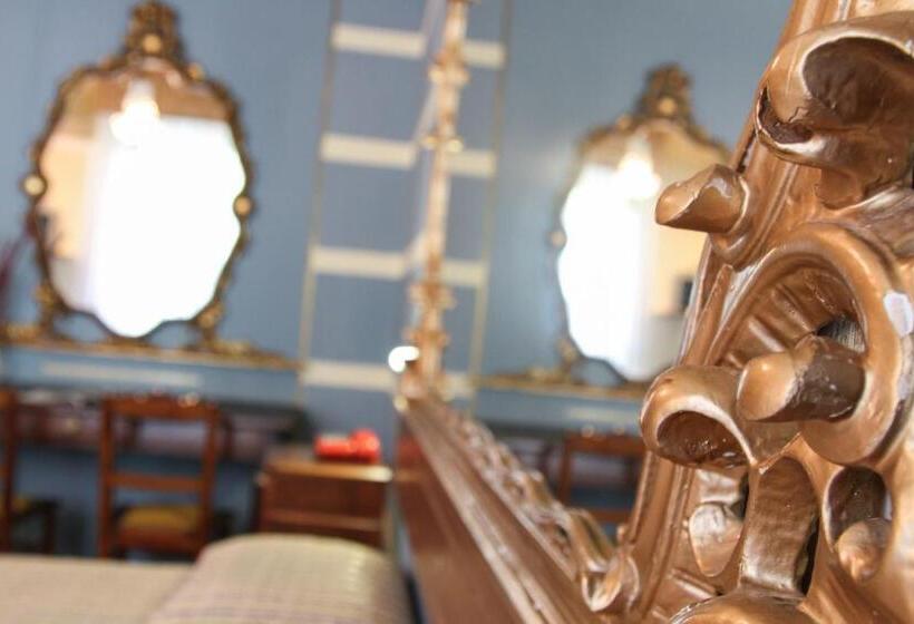 חדר סטנדרט, Art Hotel Pandos