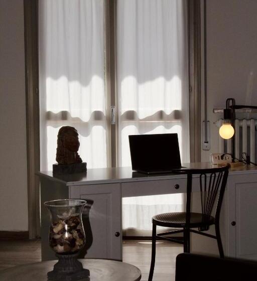 סוויטה נוף לבריכה, Art Hotel Pandos