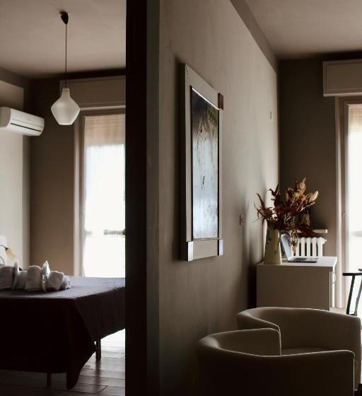 풀장 전망 스위트, Art Hotel Pandos