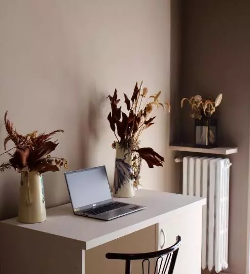 Sviitti Allasnäkymä, Art Hotel Pandos