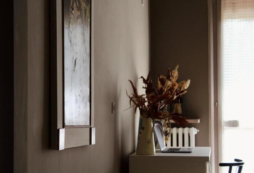 סוויטה נוף לבריכה, Art Hotel Pandos