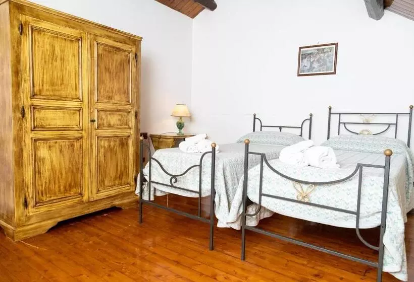 اتاق سوپریور خانوادگی, Allegroitalia Torre Artale Palermo
