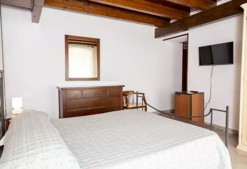 اتاق سوپریور خانوادگی, Allegroitalia Torre Artale Palermo