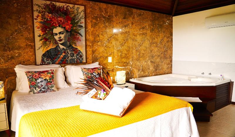 标准单人间, Miramare E Castello