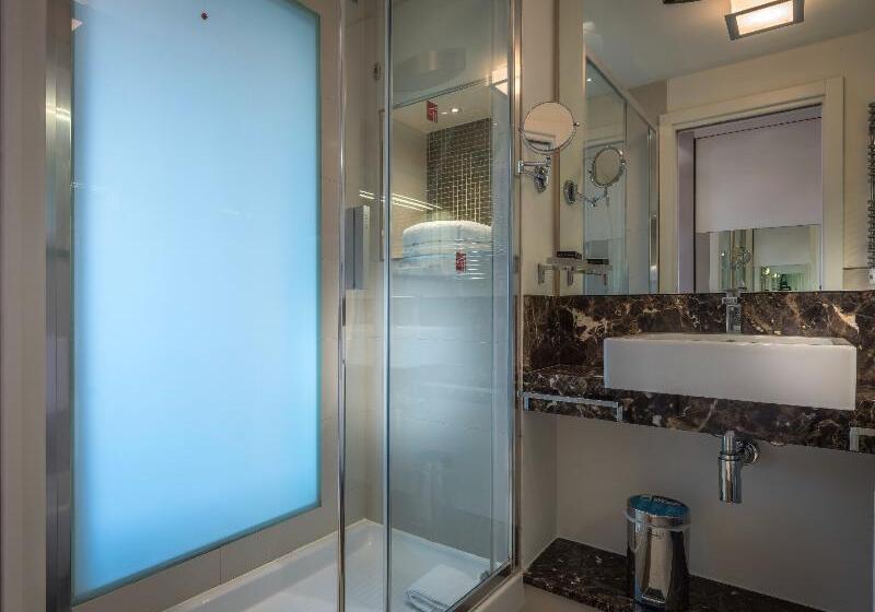 디럭스 룸, Parc Hotel Gritti