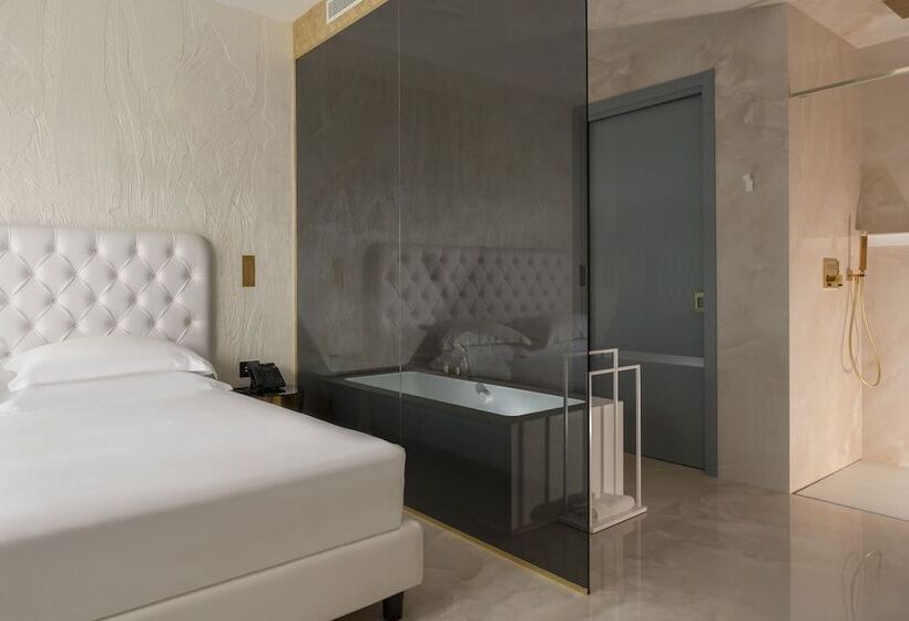 주니어 스위트 측면 바다 전망, The Promenade Luxury Wellness