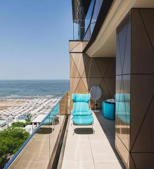 سوییت, The Promenade Luxury Wellness