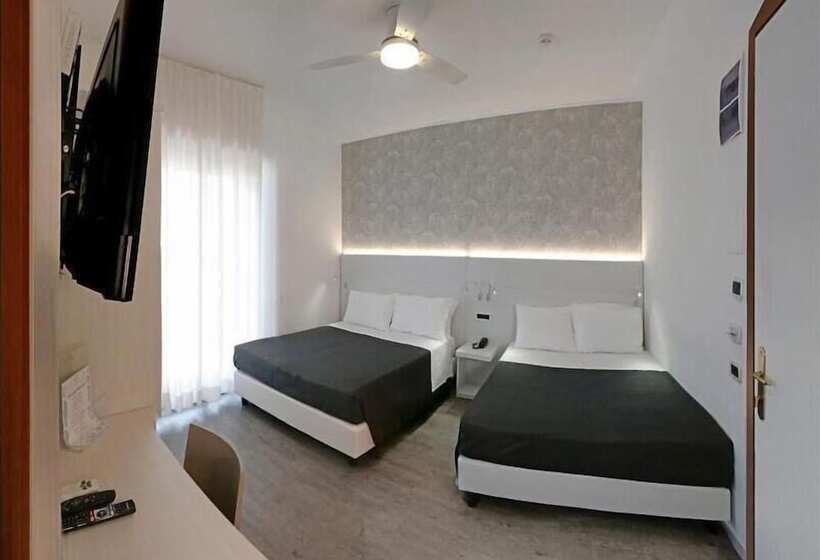 Четырехместный Номер Стандарт Вид на Море, Venus