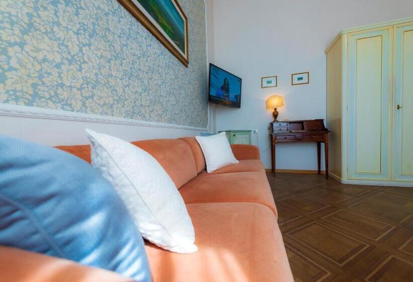 Quarto Deluxe, Villa Scacciapensieri Boutique