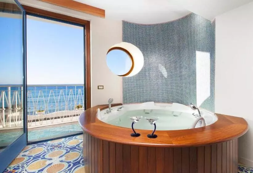 ハイドロマッサージバス付きジュニアスイート, Mar Hotel Alimuri