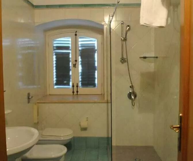 اتاق سوپریور, Allegroitalia Torre Artale Palermo