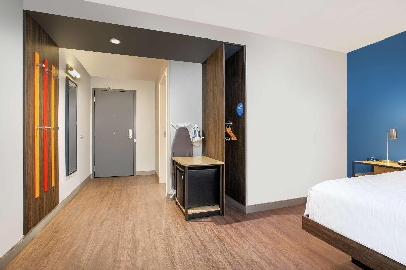 غرفة قياسية سرير كينج, Tru By Hilton Audubon Valley Forge