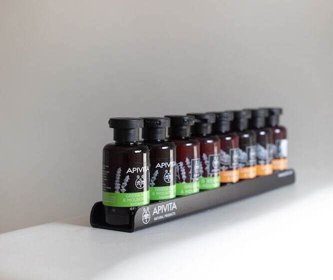 标准间带漩涡浴缸, The Summit Of Mykonos