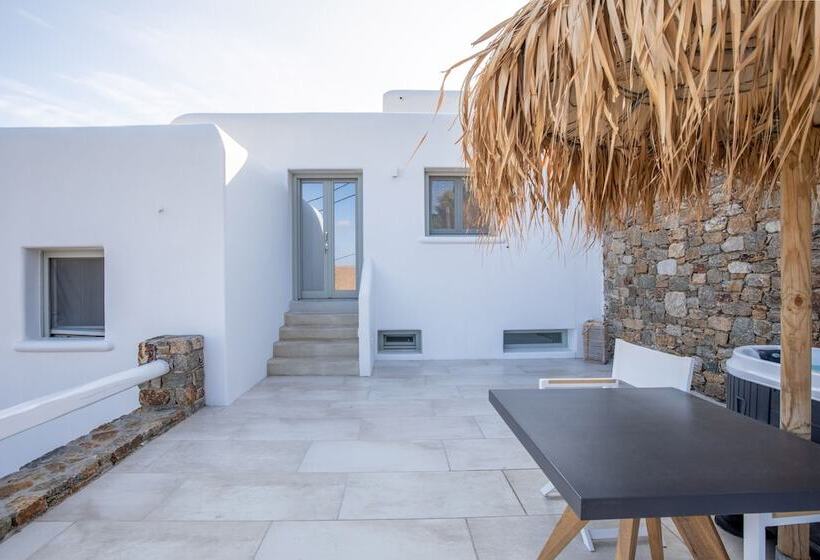 Номер Стандарт с Гидромассажем, The Summit Of Mykonos