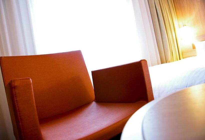 Номер Deluxe, Daiwa Roynet Hotel Osaka Yotsubashi