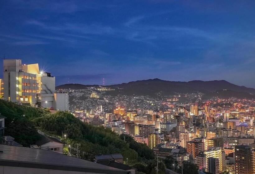 اتاق استاندارد با چشمانداز شهر, Nagasaki