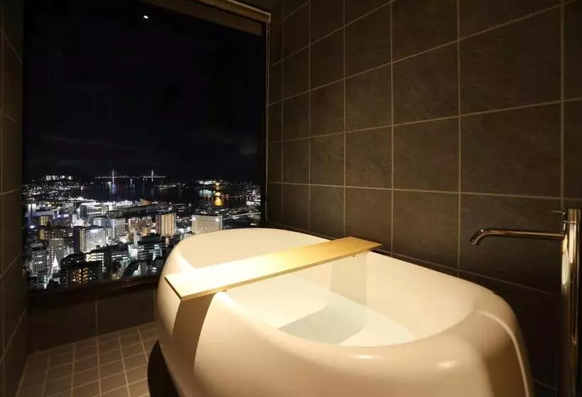 اتاق سوپریور چهار تخته, Nagasaki