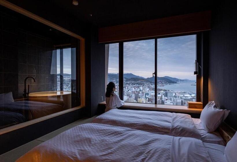 اتاق سوپریور چهار تخته, Nagasaki