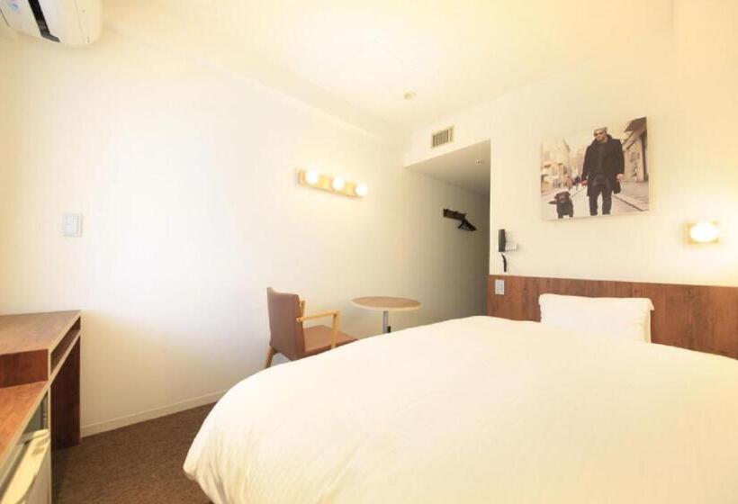 חדר סטנדרט, Plumm