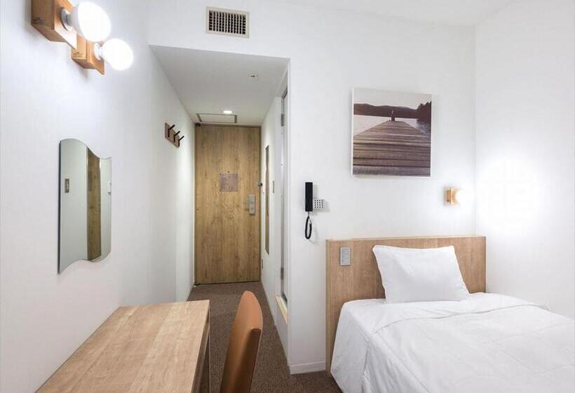 חדר בסיסי מיטה זוגית, Plumm