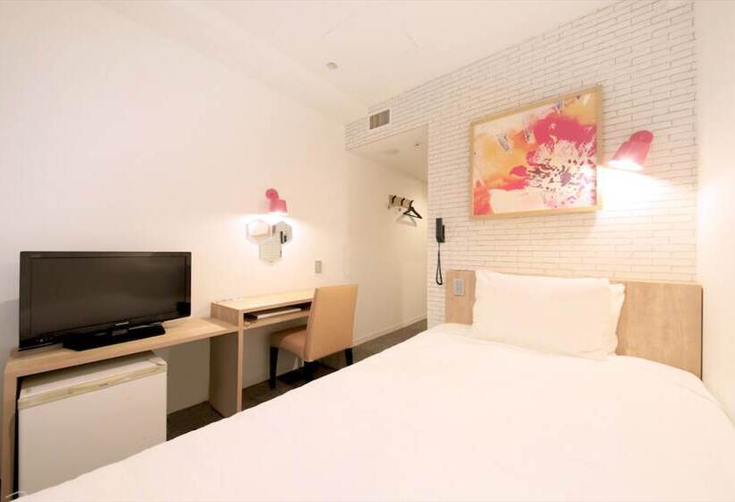 חדר סטנדרט יחיד, Plumm