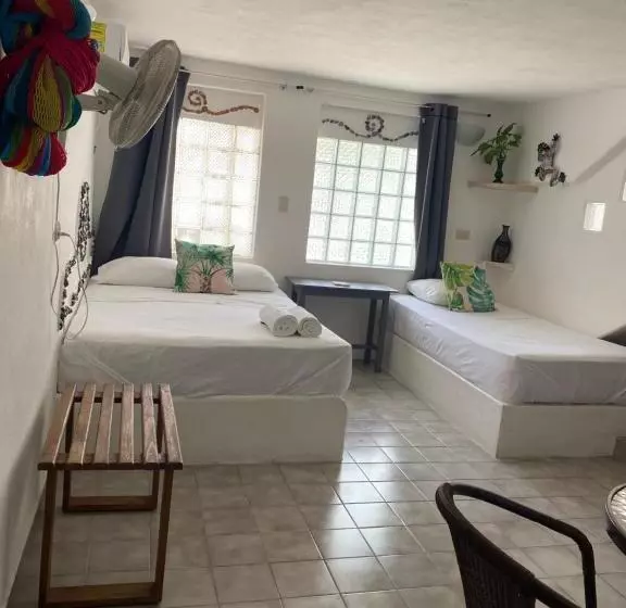 Standard Kolmen Hengen Huone, Caribo Cozumel